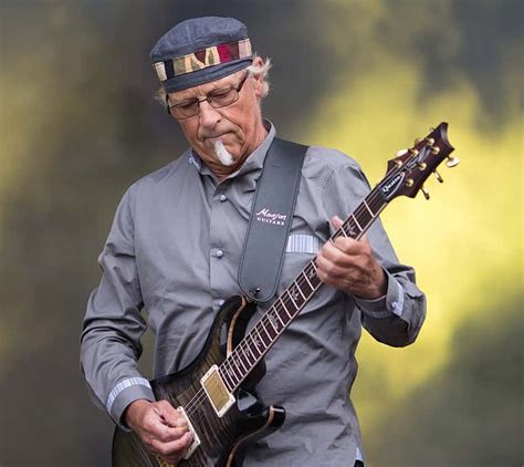 Happy Th Birthday To Martin Barre English Guitarist Best