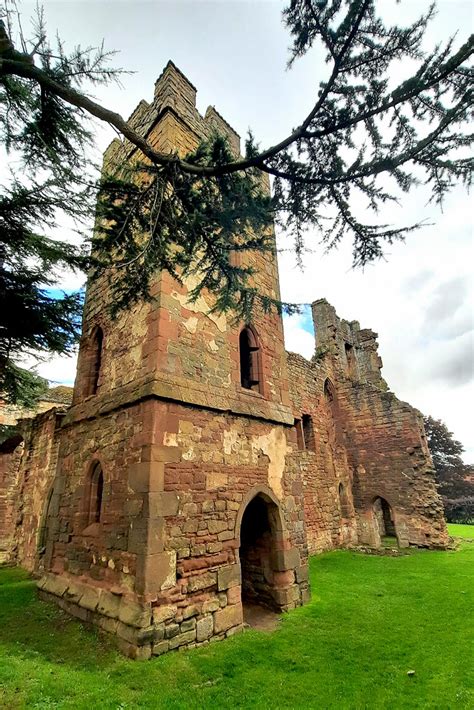 Acton Burnell Castle 3 En Wikipedia Org Wiki Acton Burne Flickr