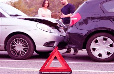 How much do lawyers charge for car accident cases? - What to do after a ...