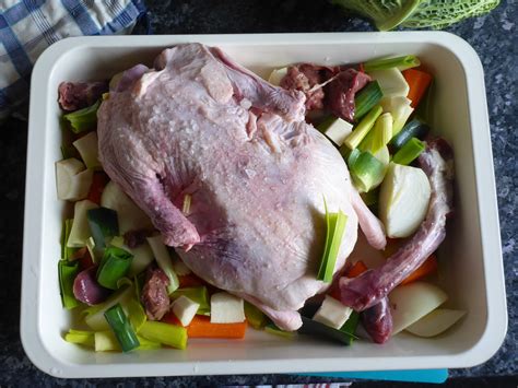 German Roasted Duck and Gravy Recipe - Ester kocht