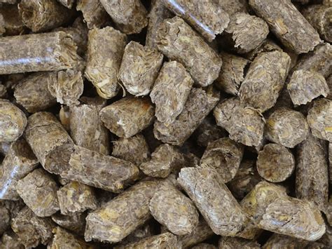 Agro-Streu 25 kg Sack – Nicht nur Pferde mögen TOCKS · Futtermühle Tock ...