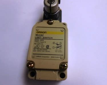 OMRON WL CA2 LIMIT SWITCH NEW OPEN BOX 237853390693 EBay