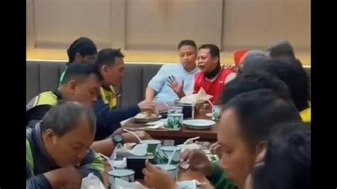 Gelar Dialog Dan Makan Malam Bareng Pengemudi Ojol Supian Suri Serap