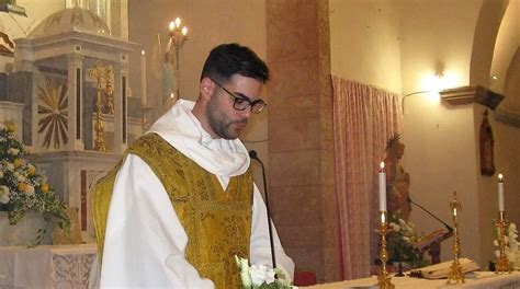 Diocesi di Oristano Don Matteo Ortu nuovo parroco di Silì Ornews