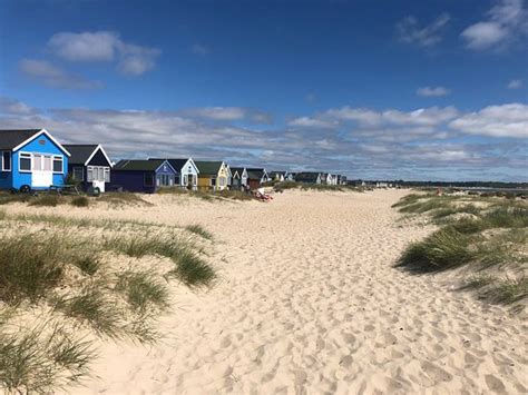 Mudeford Sandbank Beach Bournemouth 2021 All You Need To Know