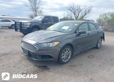 2017 Ford Fusion Hybrid S 3FA6P0UU3HR252569 Bid History BidCars