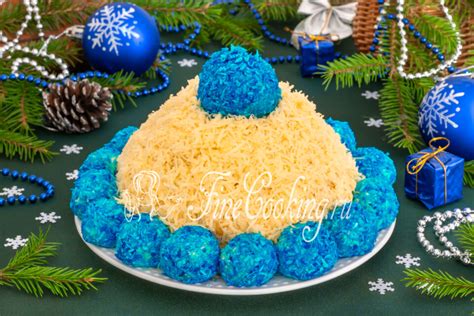 Салат на Новый год Шапка Снегурочки пошаговый рецепт