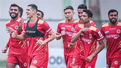 East Bengal Transfer News মহনবগনক লগ শলড জতন ডফনডর