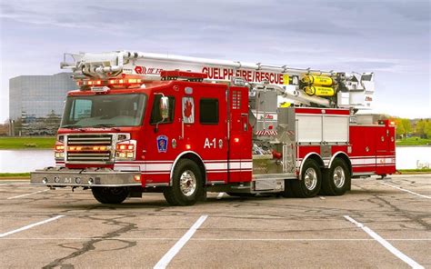 Fdic Int L Rosenbauer America Offers Simulated Tour Of Its T Rex