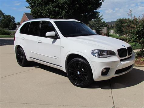 Bmw x5 white with white wheels