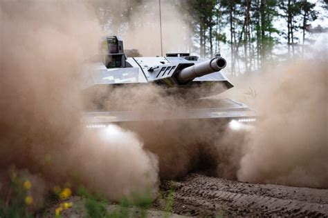 Rheinmetall S Panther Kf Moves Forward Edr Magazine