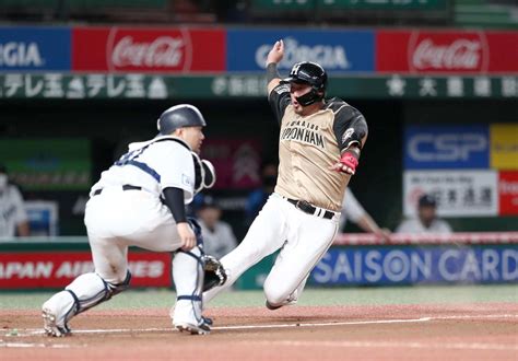 日本ハム大田が執念の2点適時打 激走の中田に感謝 プロ野球写真ニュース 日刊スポーツ