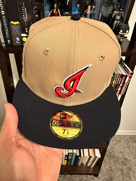 New Era Cleveland Indians Jacobs Field Inaugural Camel Navy Grey Uv