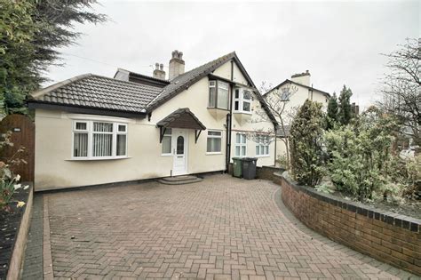 Whitegates Bootle 3 Bedroom Bungalow SSTC In Litherland Park Litherland