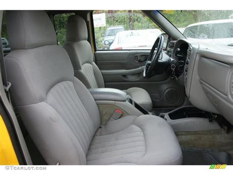 Medium Gray Interior 2003 Chevrolet S10 ZR2 Extended Cab 4x4 Photo ...