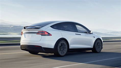 Tesla Faces Possible Class Action Lawsuit Over Full Self-Driving and ...