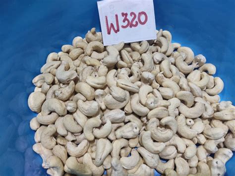 Raw Ivory W320 Cashew Nut At Rs 630 Kg In Sriperumbudur ID 22725003291