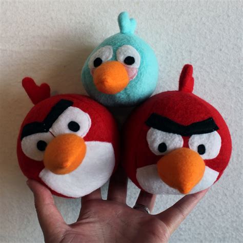 Obsessively Stitching: Angry Birds -- Plush!