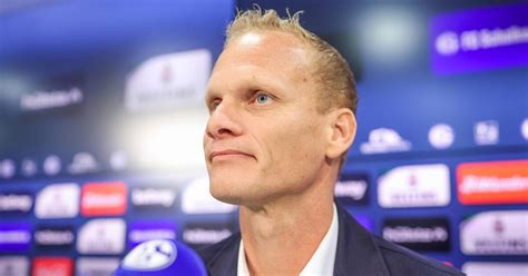 Schalke Stellt Neuen Trainer Karel Geraerts Vor Gmx