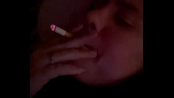 Este hijo de puta tenía una historia de fumar una polla monstruosa XVIDEOS
