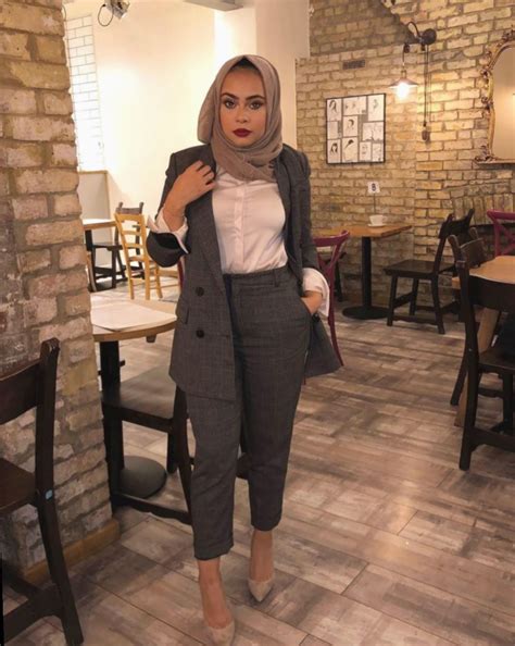 10 Office Wear Hijabi Business Casual Stylish Work Attire Office