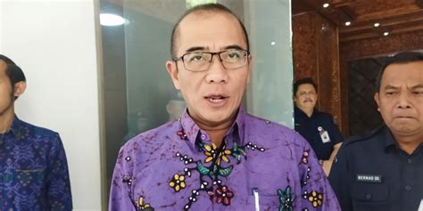 Jokowi Minta Revisi Kpu Tegas Tak Ubah Format Debat Capres Cawapres