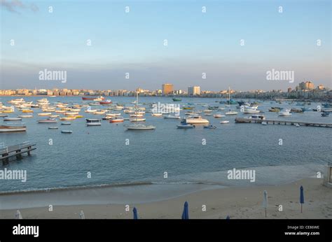 Alexandria egypt skyline cityscape hi-res stock photography and images ...