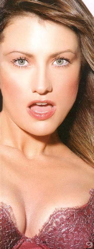 Hot Pictures Hilal Cebeci