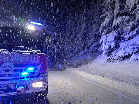 Stanz Im M Rztal Mehrere Eins Tze Aufgrund Des Schneefalles