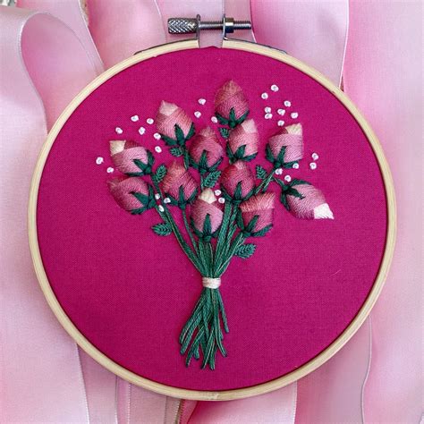 Rosebud Embroidery Hand Embroidery Roses Hoop Art Flower - Etsy