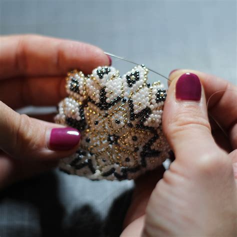Fleurs En Perles La Technique Et L Art Des Couleu 4