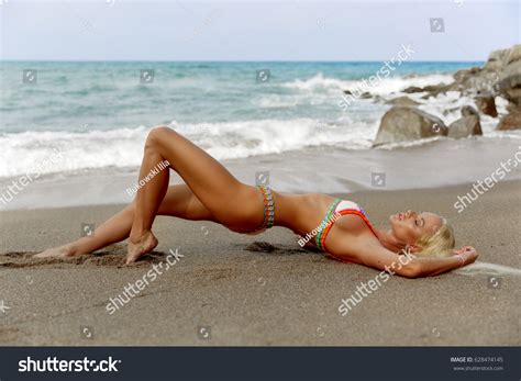 Bikini Model Girl Posing Sexy Tropical Stock Photo 628474145 Shutterstock