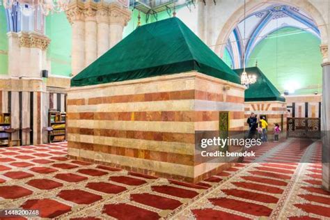 737 Tomb Of Abraham Stock Photos, High-Res Pictures, and Images - Getty Images