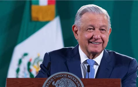 Anuncia AMLO que Maseca no subirá el precio de la harina de maíz hasta