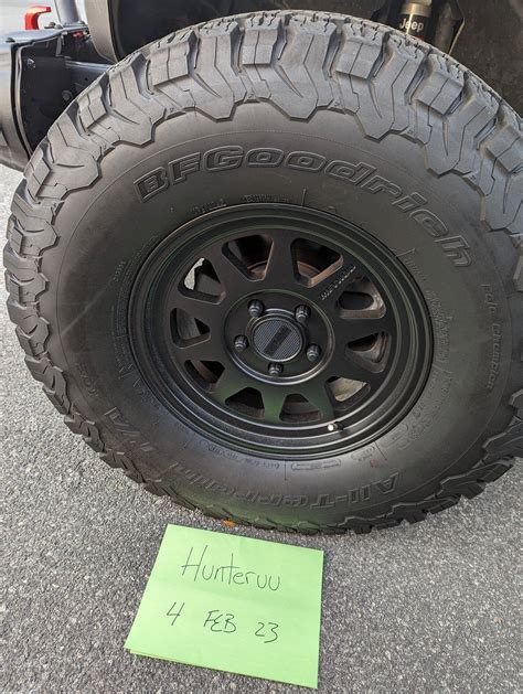 Georgia - FT: 5 Method MR316's with 35" BFG KO2's for stock wheels