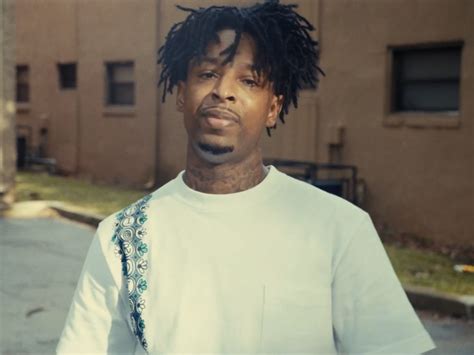 21 Savage & Metro Boomin Outfits in "Runnin" Video | WHAT’S ON THE STAR ...