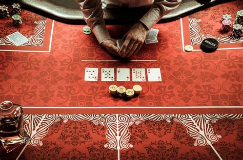 Métier devenir croupier un travail hors du commun Maison de l emploi