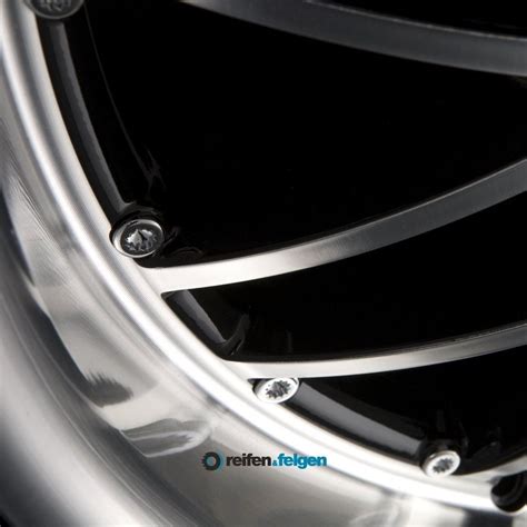 DOTZ MUGELLO 7×16 ET35 5×105 in Schwarz