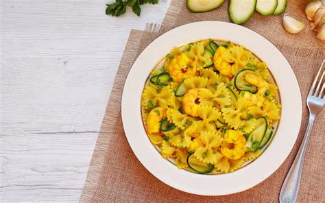 Ricetta Per Preparare Le Farfalle Al Cartoccio Con Le Zucchine