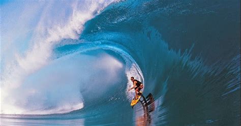 Surfing In Teahupoo, Tahiti - Free Nature Pictures