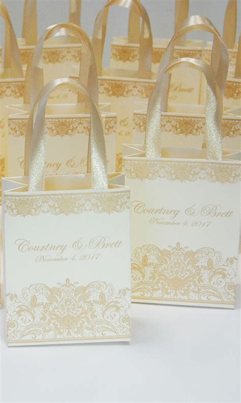 50 Wedding Party Gift Bags Are The Great Mean To Welcoming Your Guests