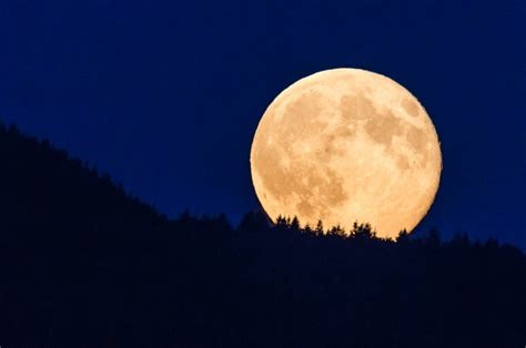 Supermond Wie Er Entsteht Und Wie Man Ihn Fotografiert