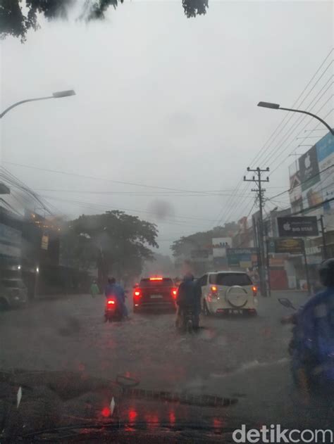 Waspada Cuaca Ekstrem And Bencana Hidrometeorologi Sampai Februari 3 Hal