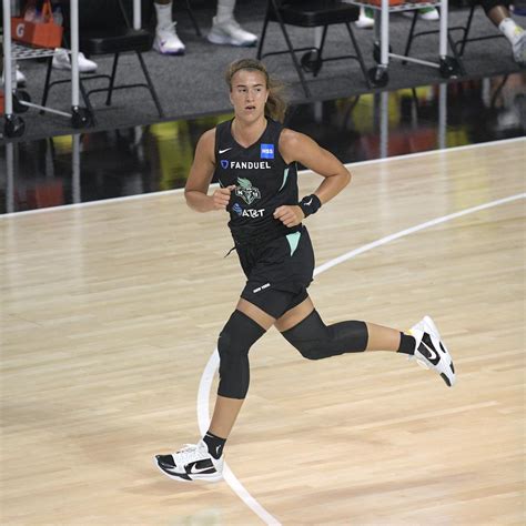 Sabrina Ionescu Erupts for 33 Points but Liberty Lose to Wings | News ...