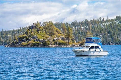 Charter Cruise Services in Lake Tahoe