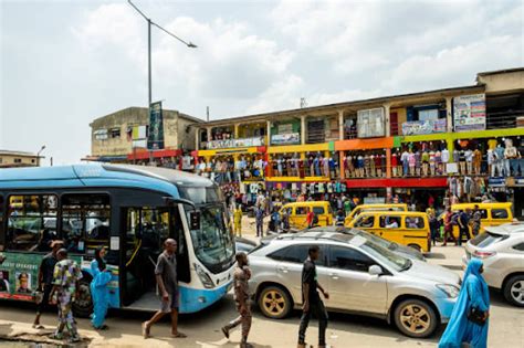 Lagos Car Rentals Vs Public Transportation Hertz Nigeria Blog