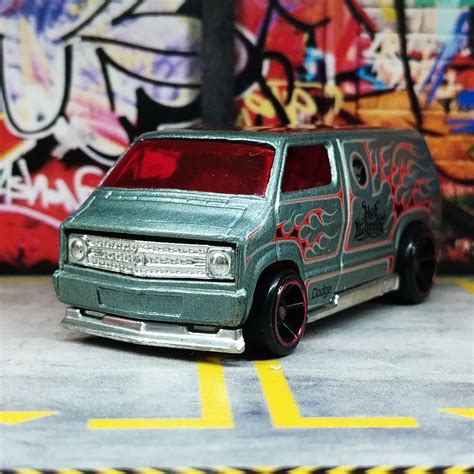 Hot Wheels Thr Th Bb