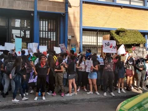 La Prepa Oficial de León se une a las protestas por el asesinato de Ana