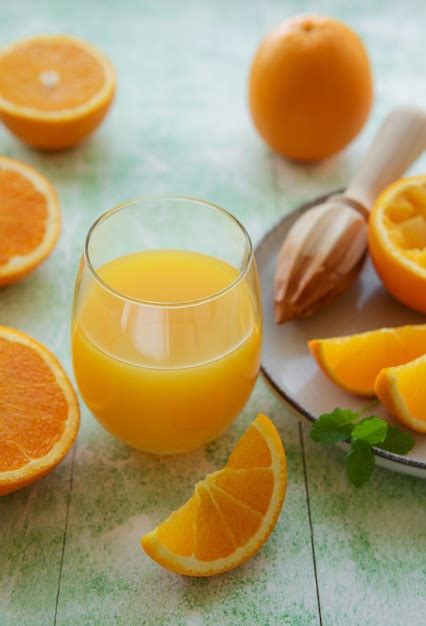 Copo De Suco De Laranja Fresco Foto Premium