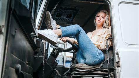 Women Blonde Dyed Hair Anton Harisov Trucks Jeans Sitting Sneakers